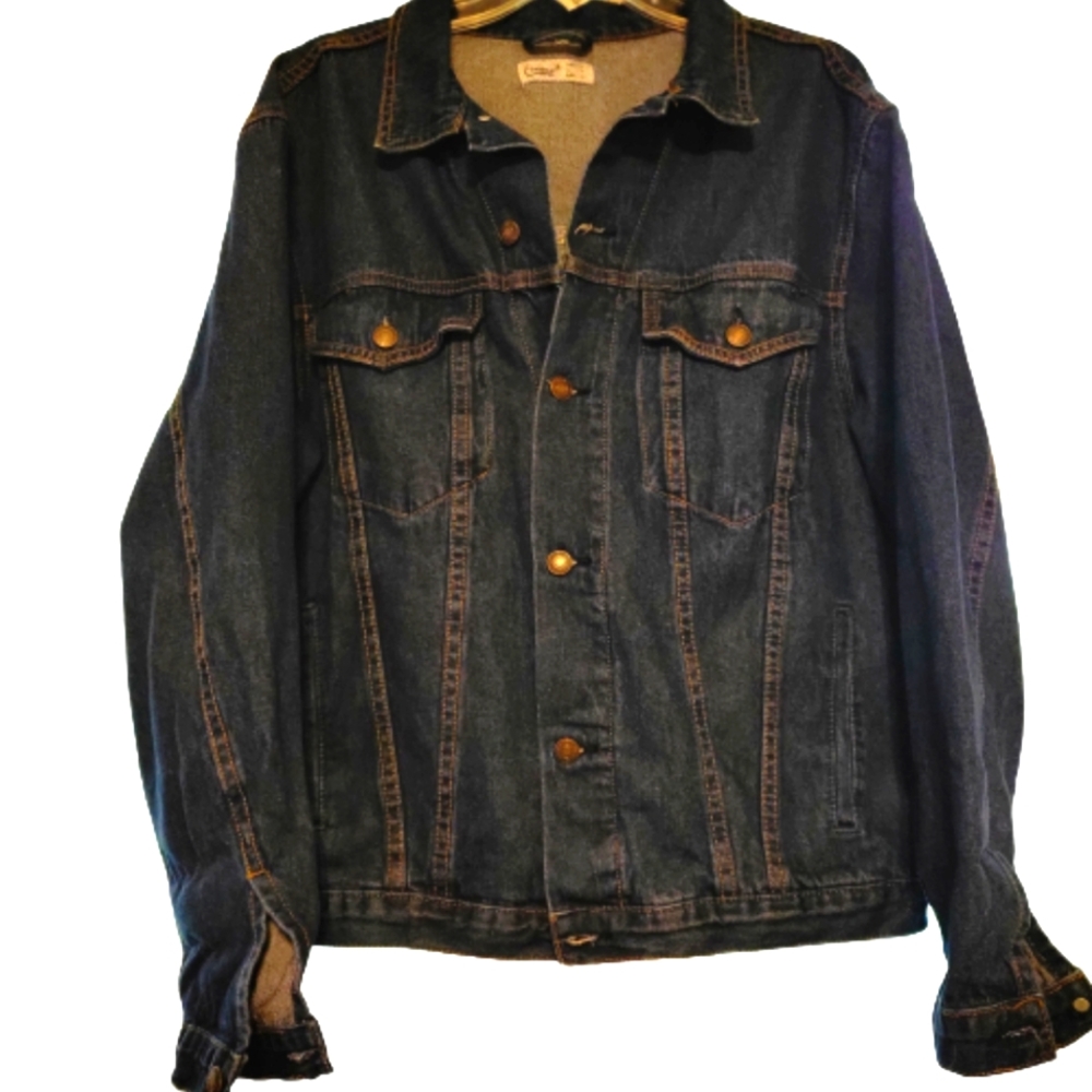 Elia cher women's size medium US 8 long sleeve button up blue denim jean jacket